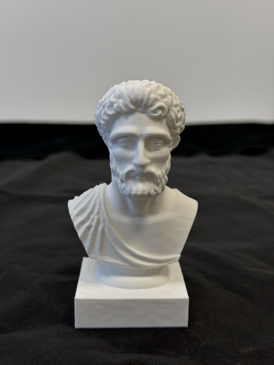 Aristoteles Heykeli