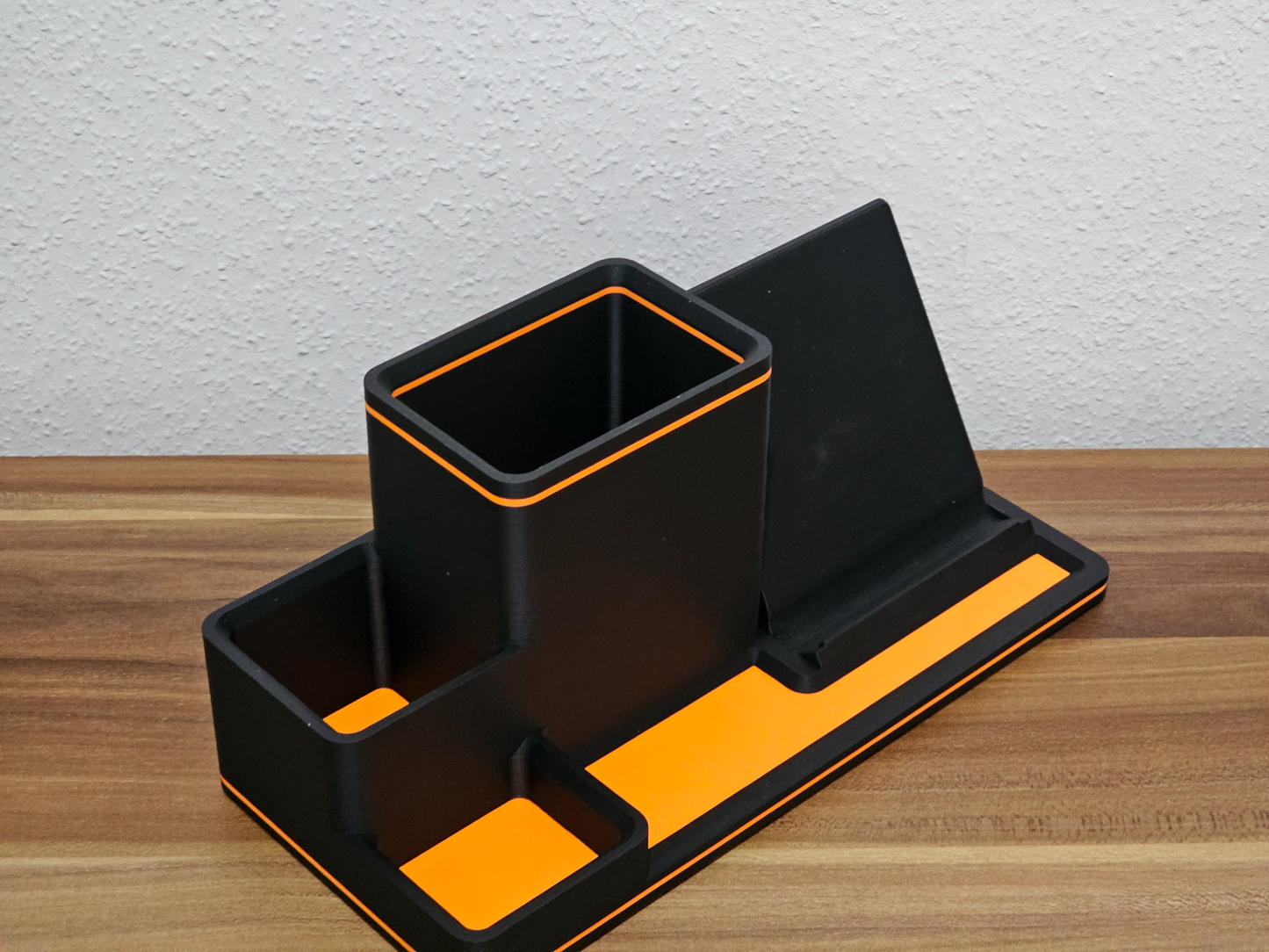 Modern Stand Organizer