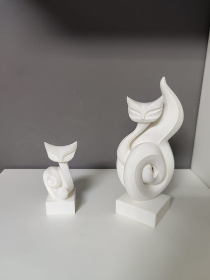 Beyaz Fısıltı Modern Kedi Heykeli
